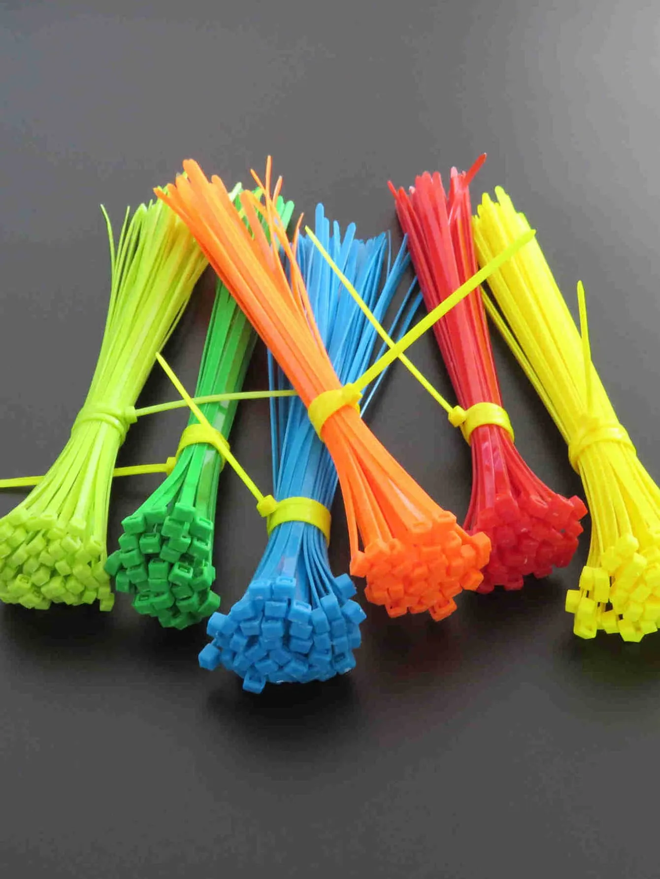 100pcs Mixed Color Cable Tie