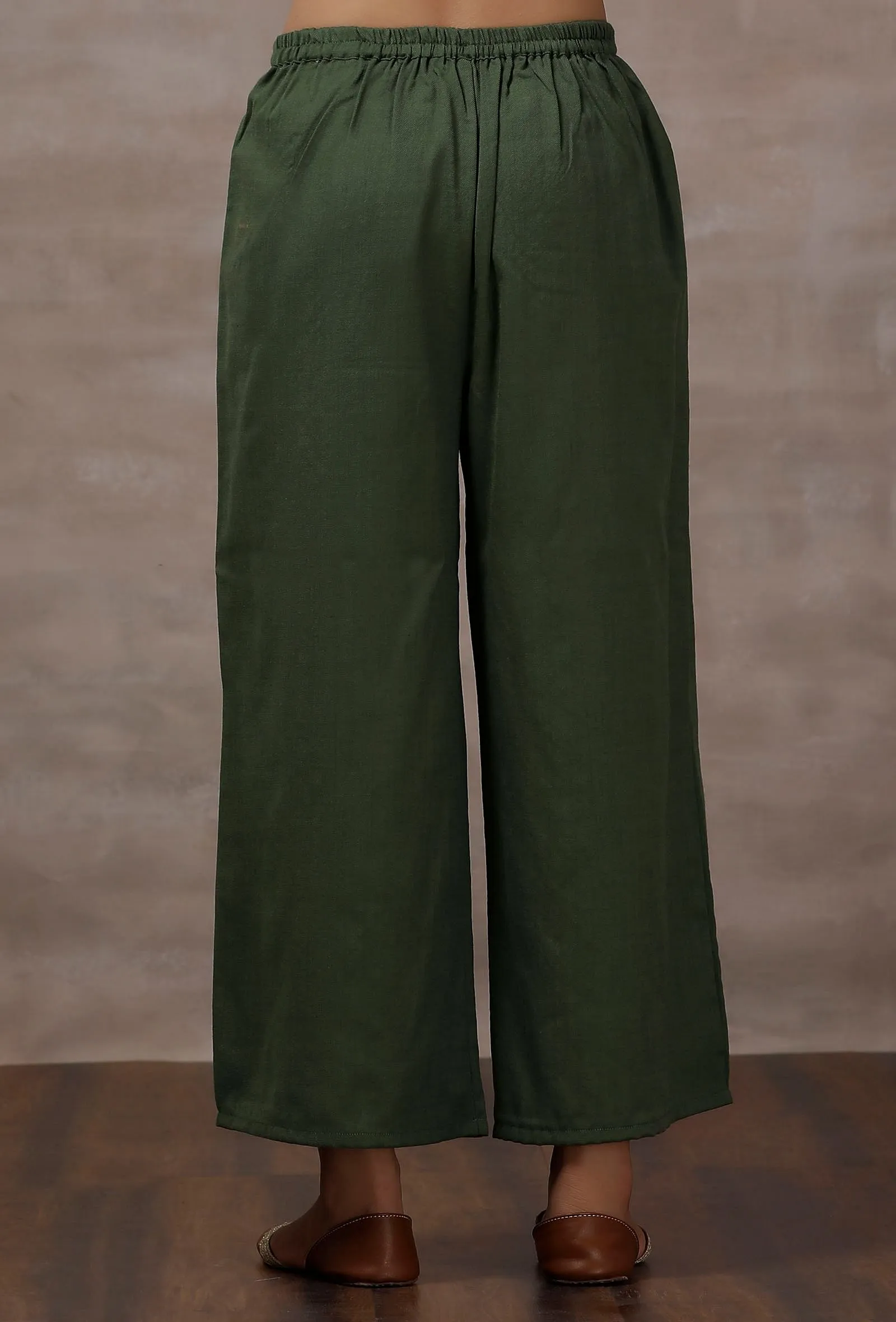 Tahira Sap Green Straight Woollen Pants